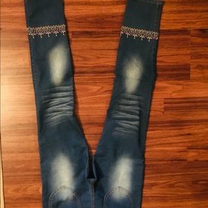 Kids size 14 stretch Lee jeans